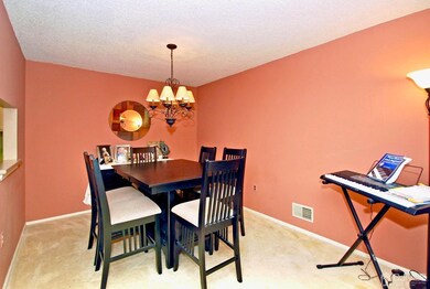 99 Crabapple Ln, Franklin Park, NJ 08823 - photo 4