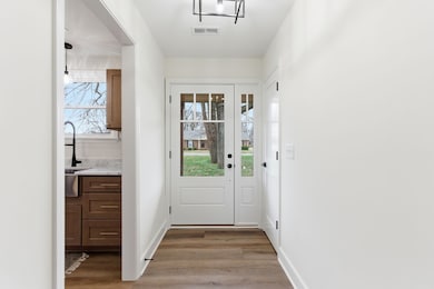 421 Clifton Dr, Goodlettsville, TN 37072 - photo 4