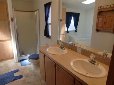 7532 24th St, White City, OR 97503 - photo 5