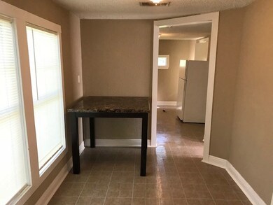 3921 Melbourne St, Houston, TX 77026 - photo 7