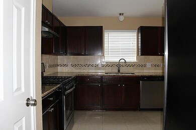 10114 Fallmont Ct, Houston, TX 77086 - photo 6