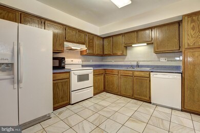 14946 Habersham Cir, Silver Spring, MD 20906 - photo 6