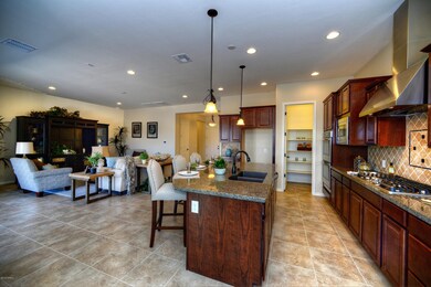 007_Kitchen - Living