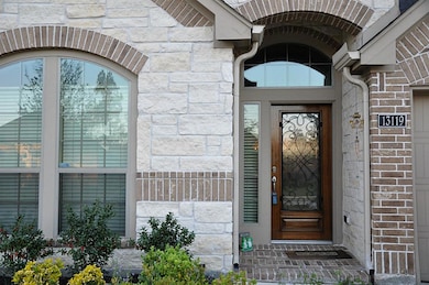 13119 Sweetgum Shores Dr, Houston, TX 77044 - photo 2