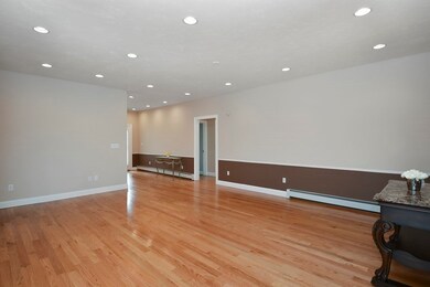 586 Bullard St, Holden, MA 01520 - photo 4