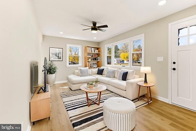 216 E Howard St, Clayton, NJ 08312 - photo 3