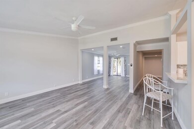 unlisted-address, Davie, FL 33325 - photo 7