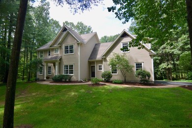 8 Huntington Ct, Saratoga Springs, NY 12866 - photo 2