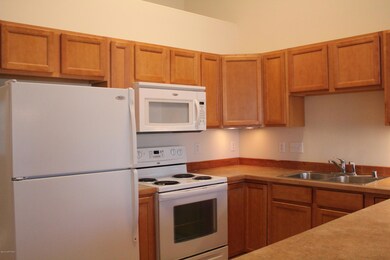 31B 3-12-15 kitchen 1.JPG