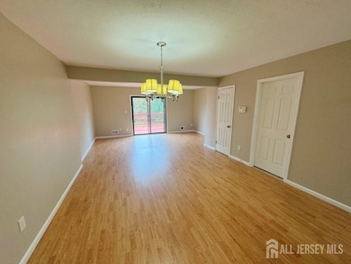 54 Parsler Place, Fords, NJ 08863 - photo 4