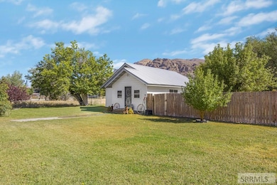 366 N Water St, Arco, ID 83213 - photo 5