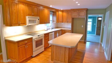 10559 Range Line Rd, Berrien Springs, MI 49103 - photo 4