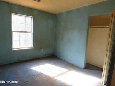 146 Park Place, Harriman, TN 37748 - photo 7