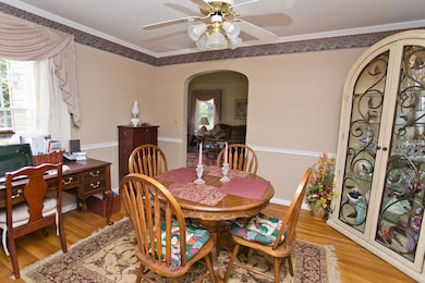 DiningRoom-2