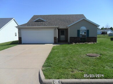 752 Mimosa front 3
