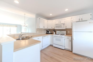 1100 Fountain View Circle 2-1