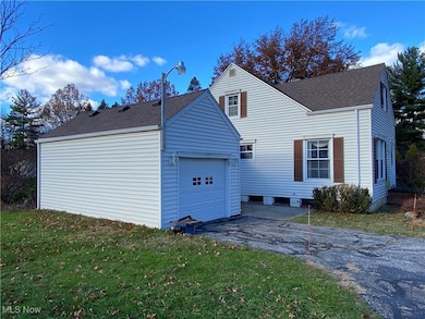 9482 Highland Dr, Brecksville, OH 44141 - photo 6