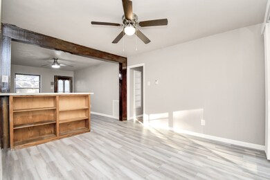 5809 Arthington St, Houston, TX 77053 - photo 4