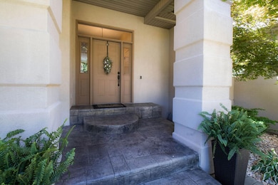 4223 Greenbriar  Dr