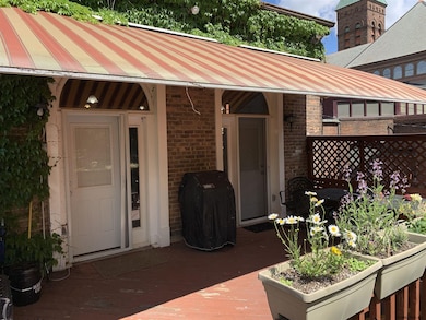 20 Willett St, Albany, NY 12210 - photo 6