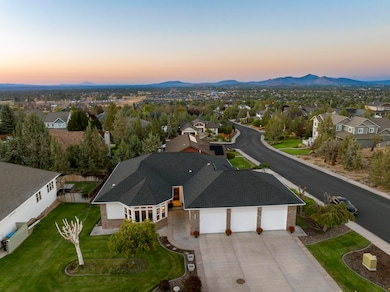 3735 SW Timber Ave, Redmond, OR 97756 - photo 2