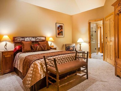 master bedroom  600x800