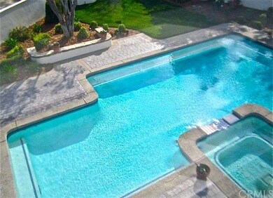 Pool, spa, pool bath and rinse shower.