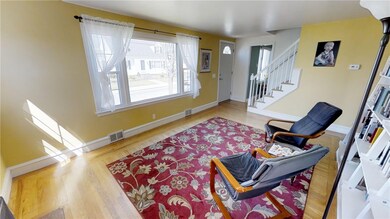 46 Glengrove Ave, Cranston, RI 02910 - photo 4