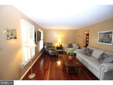 138 Gentry Dr, Perkasie, PA 18944 - photo 5