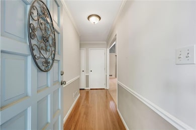 943 Parkhill Place, Gainesville, GA 30501 - photo 5