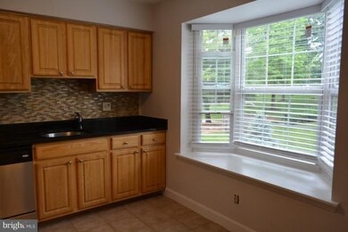 4025 Chesterwood Dr, Silver Spring, MD 20906 - photo 4