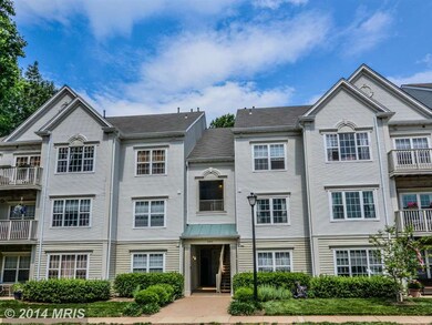 12491 Hayes Ct unit 202, Fairfax, VA 22033 - photo 2