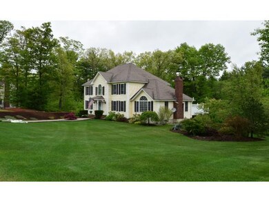 9 Lori Ln, Londonderry, NH 03053 - photo 3