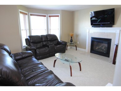 3 Sutherland Way, Nashua, NH 03062 - photo 4