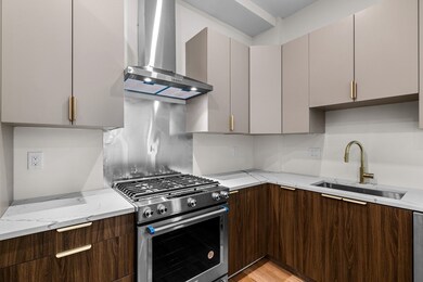 57 Highland Rd unit 57, Brookline, MA 02445 - photo 3