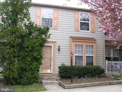 13945 Winding Ridge Ln, Centreville, VA 20121 - photo 2