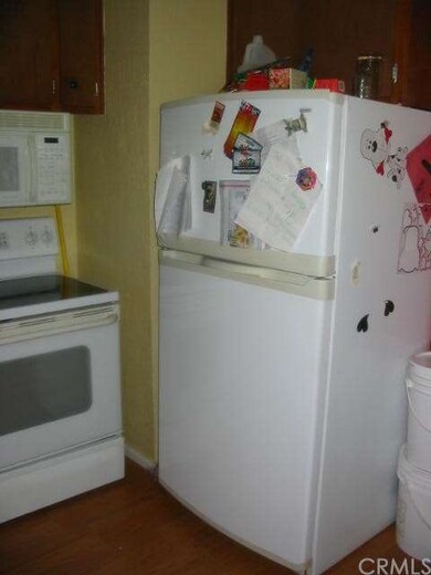 All appliances included.