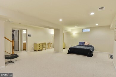 23124 Yellowwood Dr, Clarksburg, MD 20871 - photo 7