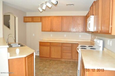 KITCHEN (2)