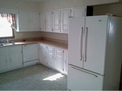 306 Meadowcreek Dr, Greendale, IN 47025 - photo 6