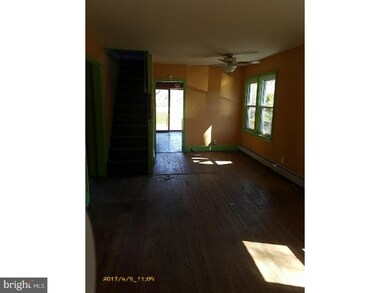 887 Naamans Creek Rd, Chadds Ford, PA 19317 - photo 2