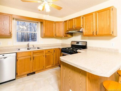 143 Meadow Lake Rd, Asheville, NC 28803 - photo 5