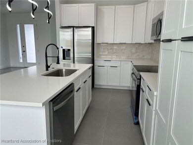 113 Magnolia Manor Ln, Lake Placid, FL 33852 - photo 7