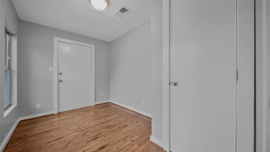 507 Carrell St, Tomball, TX 77375 - photo 7