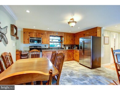 161 W Cherry Ln, Souderton, PA 18964 - photo 5