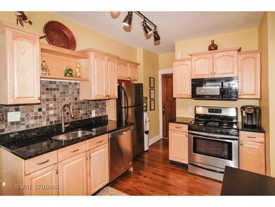 1168 S Elmwood Ave, Oak Park, IL 60304 - photo 3