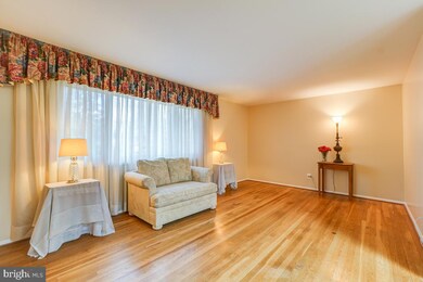 4205 Southend Rd, Rockville, MD 20853 - photo 6