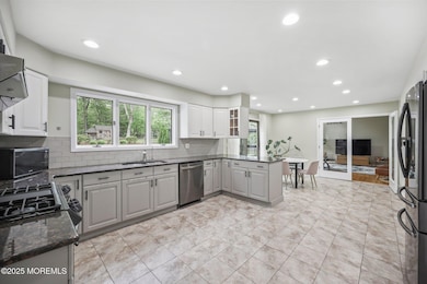 15-web-or-mls-LPM_9101