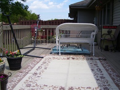 934 Ivanhoe Ln, Dyer, IN 46311 - photo 4