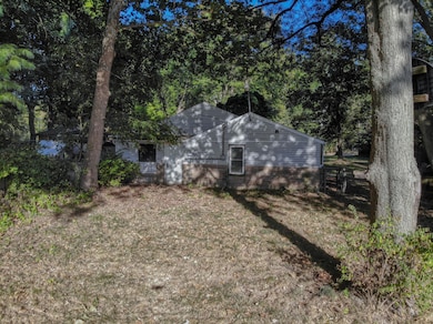 1716 s 3rd24